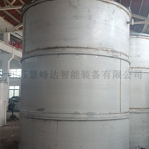 1756688805189957.jpg 大型不銹鋼儲罐 (3).jpg